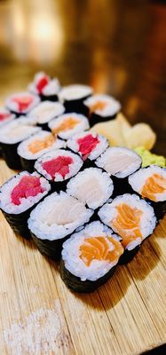 Noshi Sushi by null
