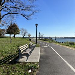 Ferry Point Park - Path to Ferry Landing