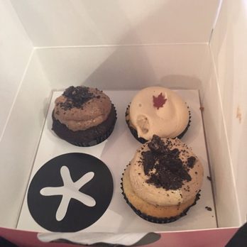 Georgetown Cupcake - So good - Cupcakes Near Me - Washington, DC, District of Columbia