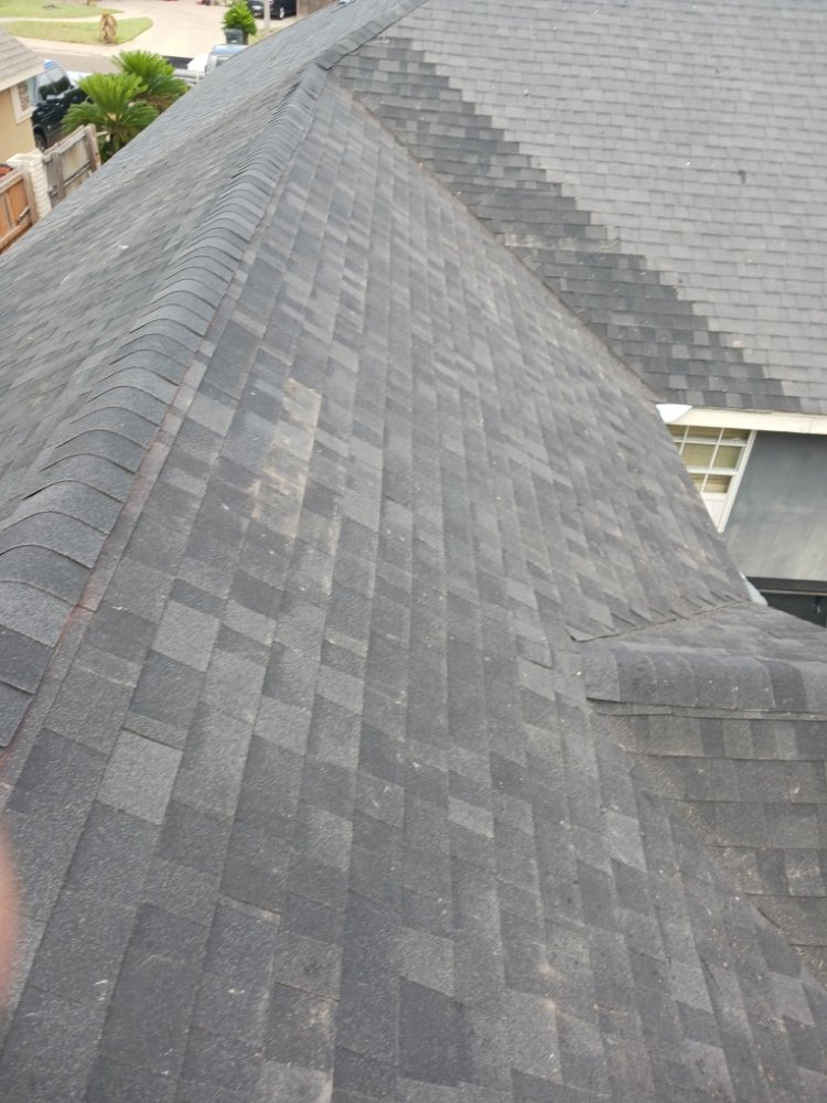 Slide of Licea Roofing