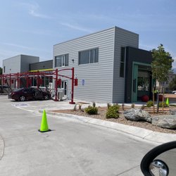 Carlo Car Wash