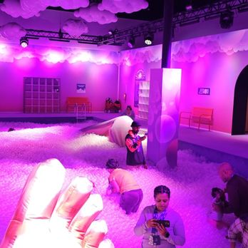 Bubble Planet Experience - Ball pi - Indoor Playcenter Near Me - Washington, DC, District of Columbia