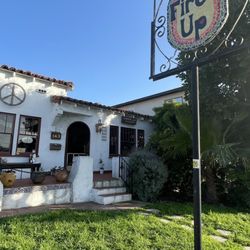 143 Avenida Granada