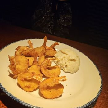 Red Lobster - Walt's Favorite Shrimp with Mashed Potatoes - Seafood Near Me - Ontario, California