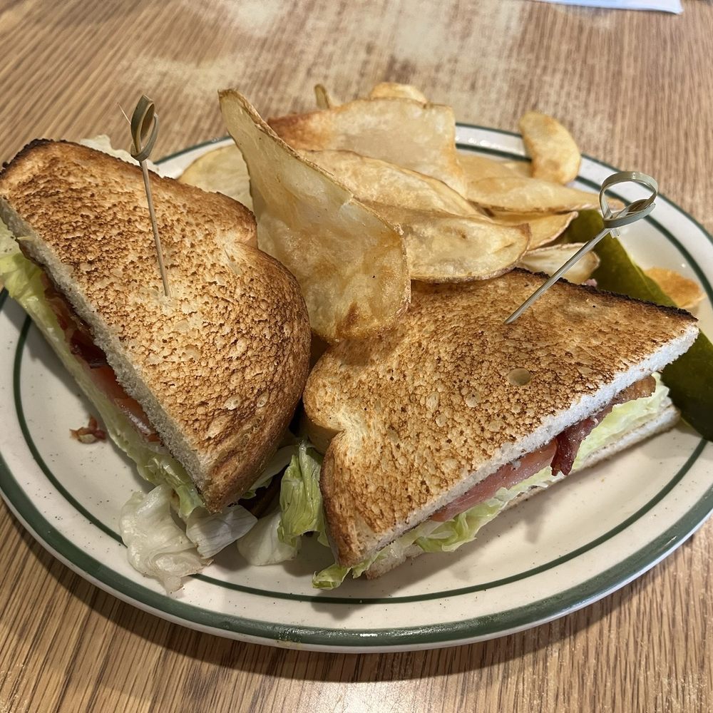 Penfold's Cafe & Bakery - BLT Sandwich - Breakfast & Brunch Near Me - Temecula, California