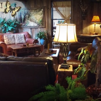Yellow Deli - 2nd floor livingroom - Coffee & Tea Near Me - Chattanooga, Tennessee Yellow Deli - 2nd floor livingroom - Coffee & Tea Near Me - Chattanooga, Tennessee