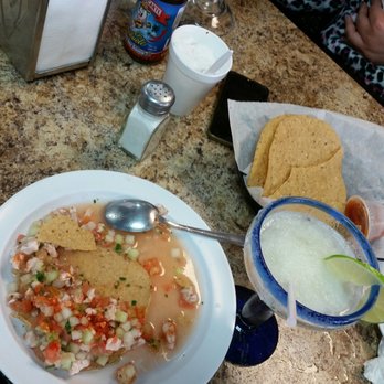 Mariscos El Perihuete - Ceviche de camaron, A++! Lemony & not fishy ($5?) .Margarita ($7?) & hardly any alcohol; if any. A limearita is a better choice. :-) - Mexican Near Me - Lynwood, California
