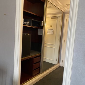 Hilton Brussels Grand Place - Hotels Near Me - Brussels, BRU