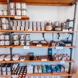 Urban Candle - Lots of variety in products