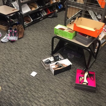 Nordstrom Rack - Women's shoes during the Clear the Rack event - Department Stores Near Me - Troy, Michigan Nordstrom Rack - Women's shoes during the Clear the Rack event - Department Stores Near Me - Troy, Michigan