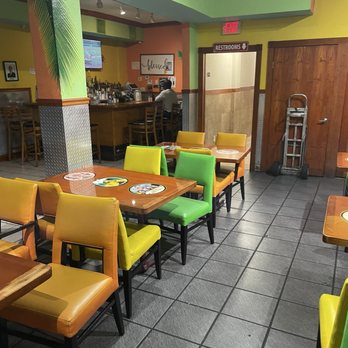 Jamaica House Restaurant - Dining room - Caribbean Near Me - Miami, Florida Jamaica House Restaurant - Dining room - Caribbean Near Me - Miami, Florida