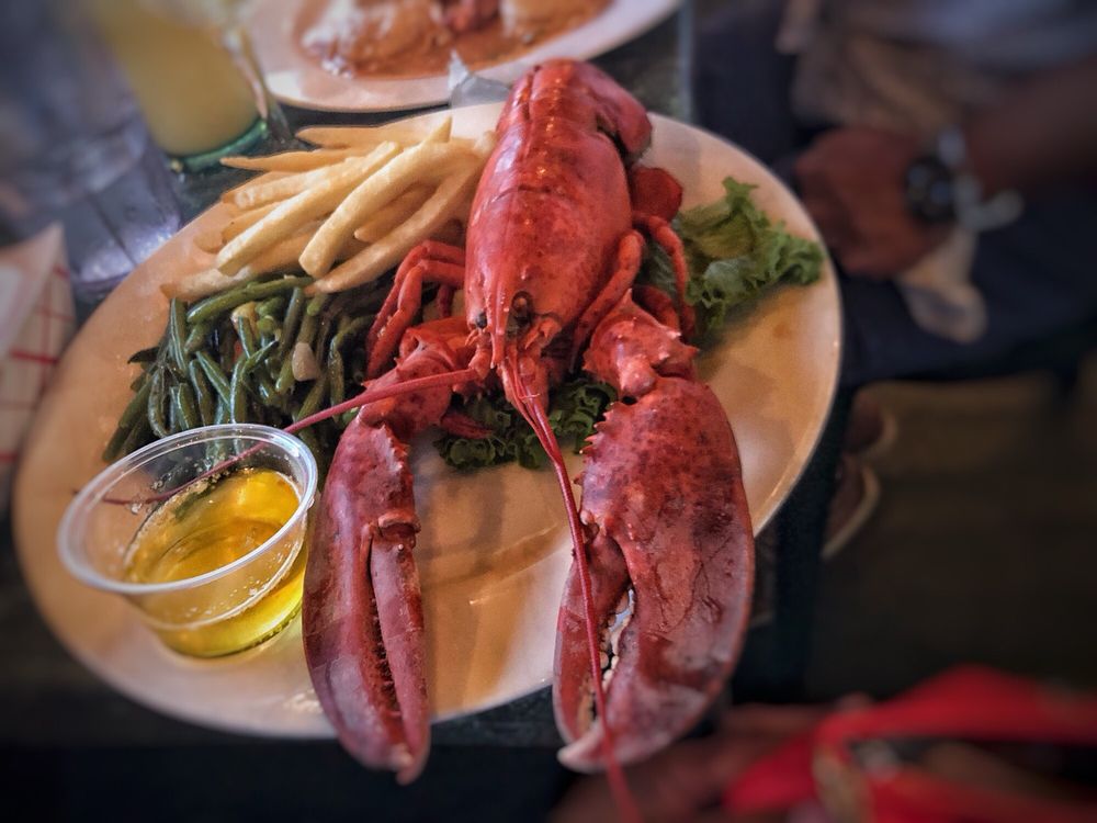 THE COLUMNS 139 Photos & 161 Reviews Seafood 601 Ocean Ave, Avon