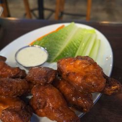 BT’s Bethesda - Buffalo chicken wings