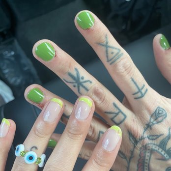 Reina Nail And Spa - Nail Salons Near Me - Jackson Heights, New York