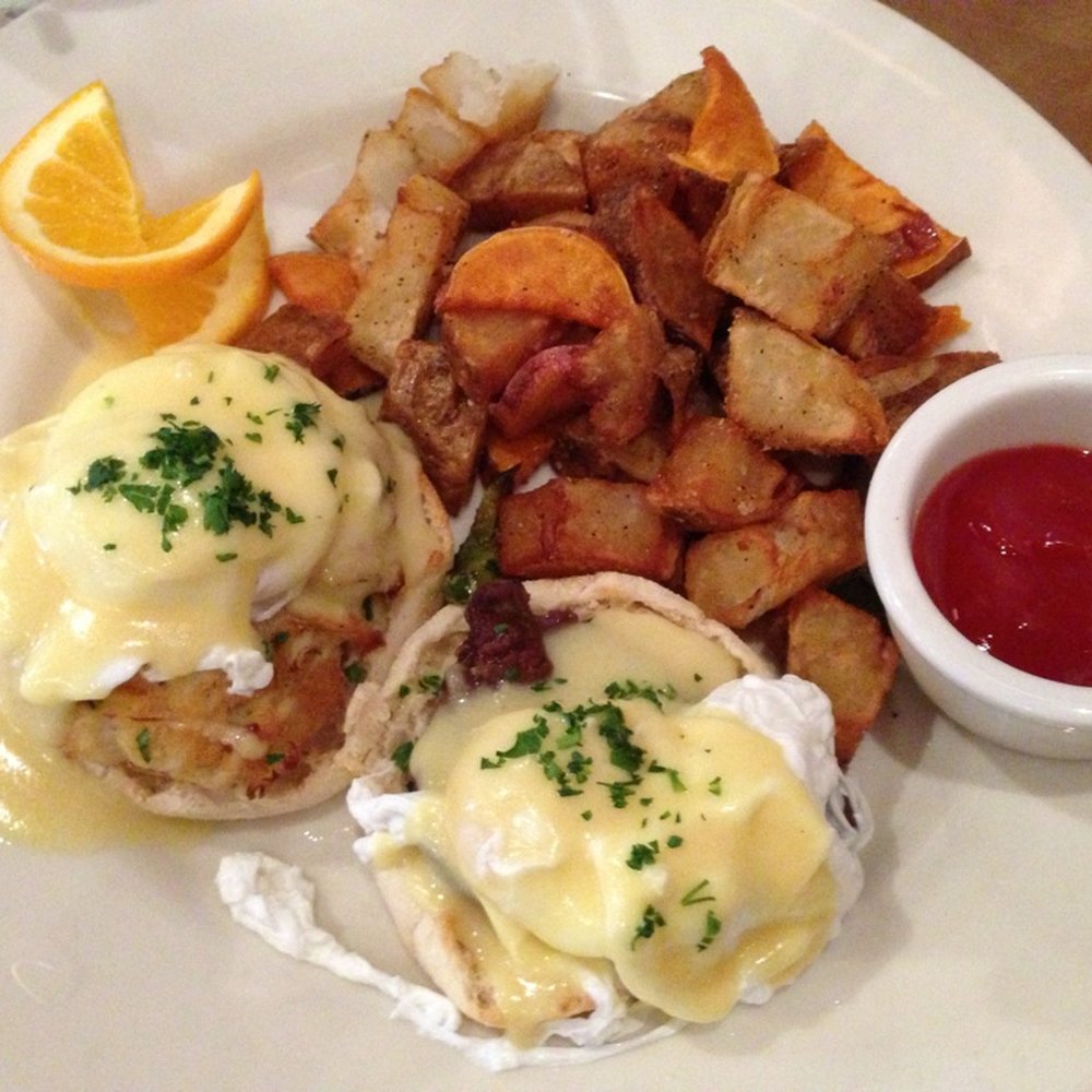 Brick Restaurant - Surf and turf Benedict - New American Near Me - Jacksonville, Florida