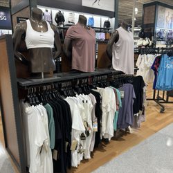 DICK'S Sporting Goods