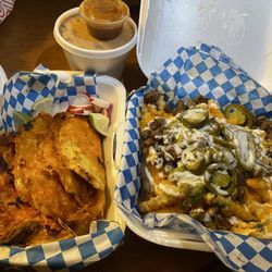 Taqueria Martinez - Asada fries & Quesabirria