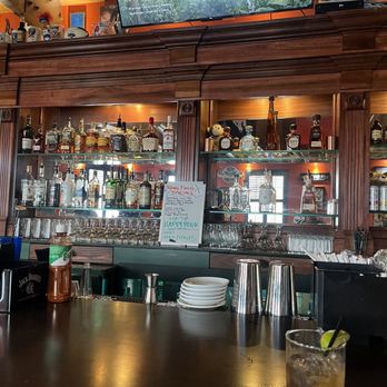 Wing King - Sitting at the bar! - Burgers Near Me - Reno, Nevada