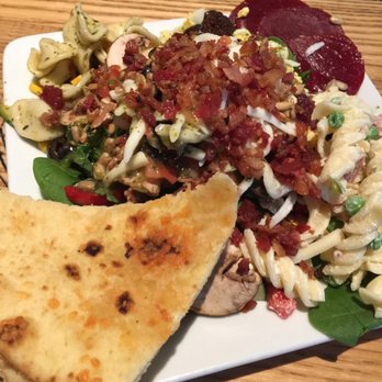 Ruby Tuesday - Yep.  The salad bar - American Near Me - St. Augustine, Florida