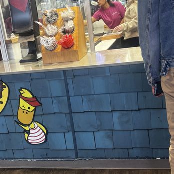 Duck Donuts - Donuts Near Me - Garden City Park, New York