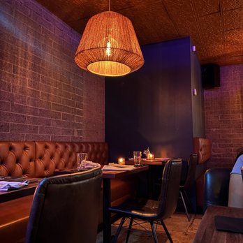 Across The Pond - Cocktail Bars Near Me - Phoenix, Arizona