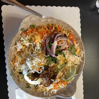 Tikka Masala - Hyderabad chicken dum in bowl - Indian Near Me - Newark, Delaware