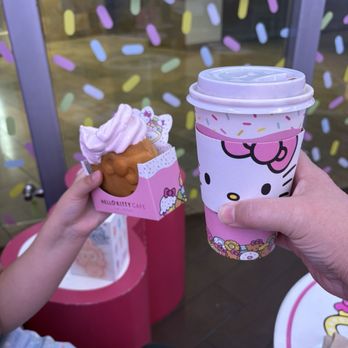 Hello Kitty Cafe - Themed Cafes Near Me - Las Vegas, Nevada
