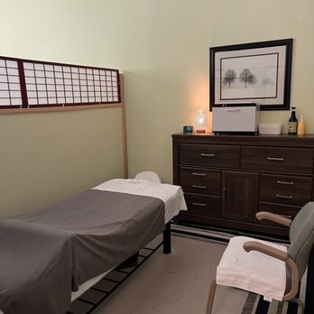 Dameng Spa - Massage Near Me - Livingston, New Jersey
