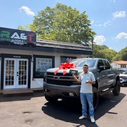 Reyes Autos & Trucks - Hustle free purchase. What are you waiting to?