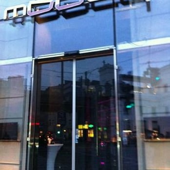 Moody - Moody's Eingang - Lounges Near Me - Vienna, 9