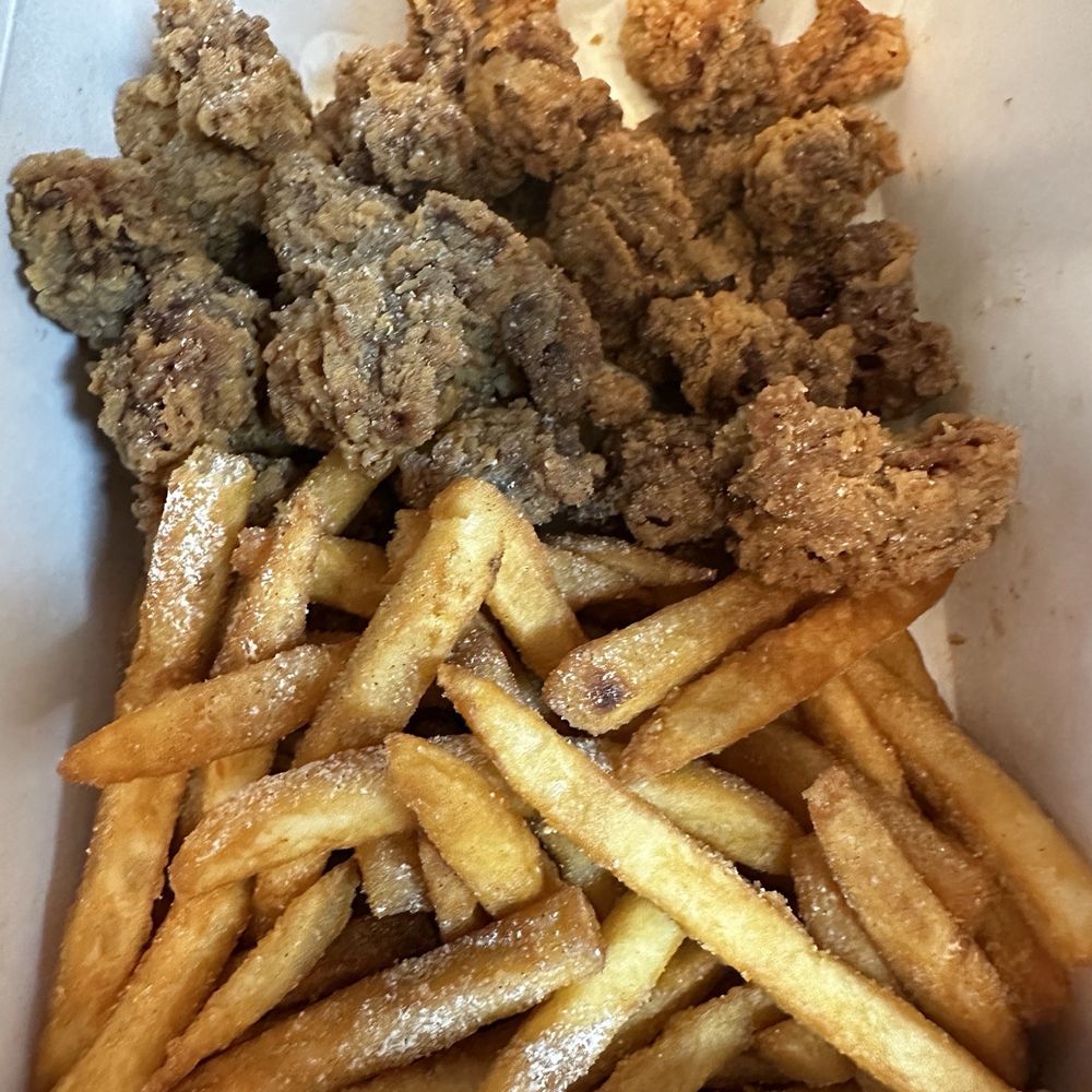 Captain Sam's Fish & Chicken - 1/2 LB Chicken Gizzards Dinner - Fish & Chips Near Me - Spring Valley, California