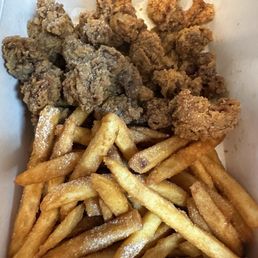 1/2 LB Chicken Gizzards Dinner 1/2 LB Chicken Gizzards Dinner