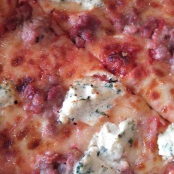 Ernesto's - This particular slice didn't work for me to well, even though I'm sure others would like it. Blame it on the ricotta. - Pizza Near Me - Boston, Massachusetts Ernesto's - This particular slice didn't work for me to well, even though I'm sure others would like it. Blame it on the ricotta. - Pizza Near Me - Boston, Massachusetts