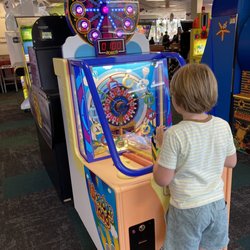 Chuck E. Cheese