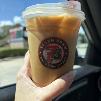 7 Brew Coffee - German chocolate iced latte. Didn't taste any chocolate - Coffee & Tea Near Me - Tampa, Florida