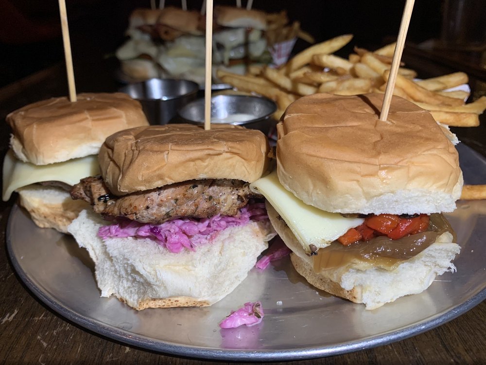 SLIDER INN 262 Photos & 307 Reviews Burgers 2117 Peabody Ave