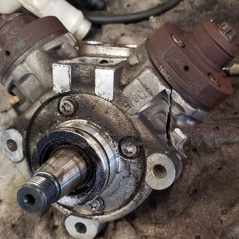 S&R Powerstroke - Cracked high pressure fuel pump on a 6.7L WOW!!! - Used Car Dealers Near Me - Broomfield, Colorado S&R Powerstroke - Cracked high pressure fuel pump on a 6.7L WOW!!! - Used Car Dealers Near Me - Broomfield, Colorado