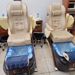 Julie's Nails & Spa