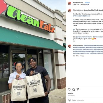 Clean Eatz - two people holding bags of food - Health Markets Near Me - Midlothian, Virginia