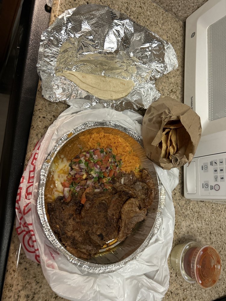 Bronco Mexican Grill