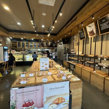 Tous Les Jours - Bakery - Bakeries Near Me - Austin, Texas