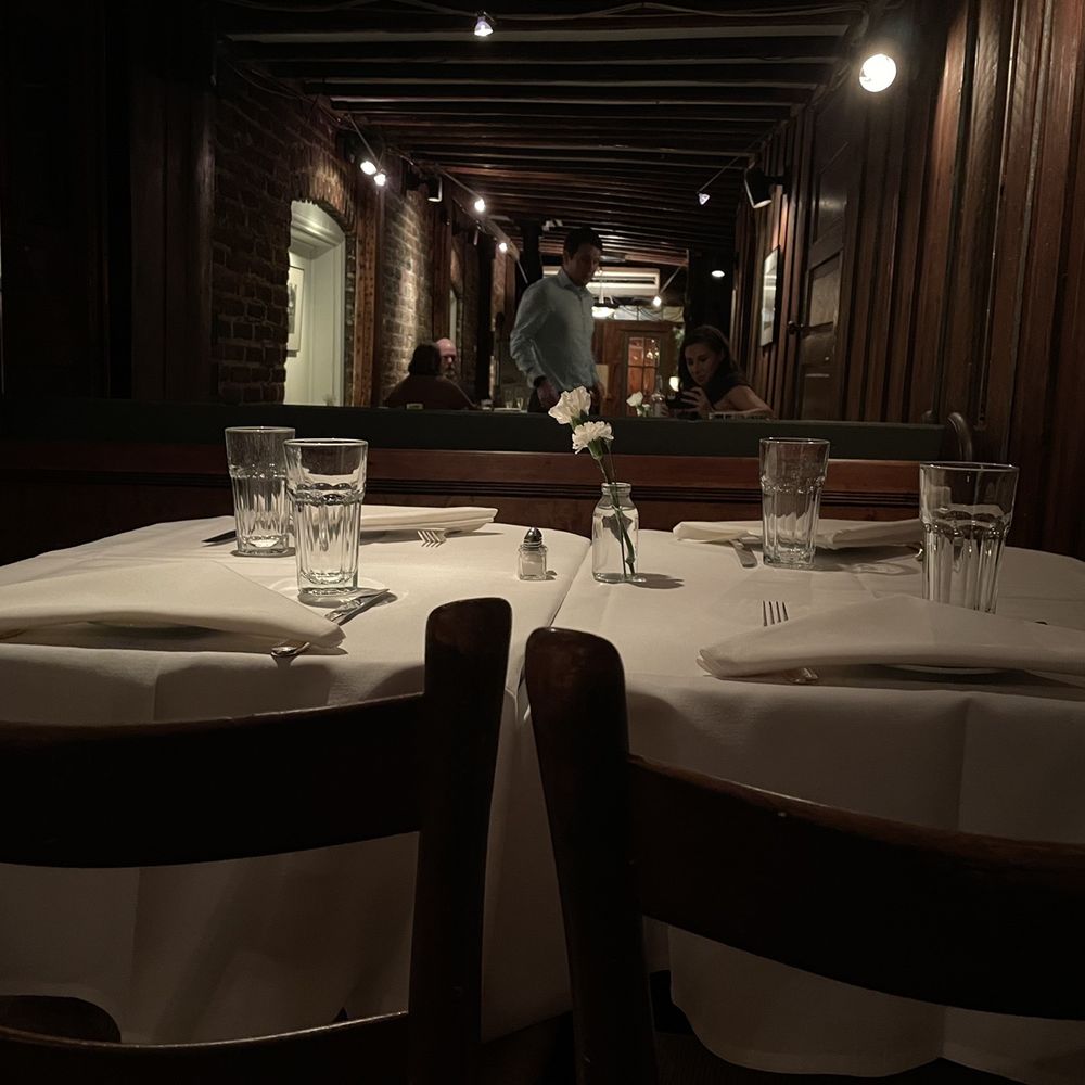 C & O Restaurant - Dining room - New American Near Me - Charlottesville, Virginia