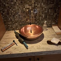 Spa at Four Seasons Hotel - Sink area and massage tool