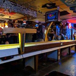 Canyon Club - Shuffle board table