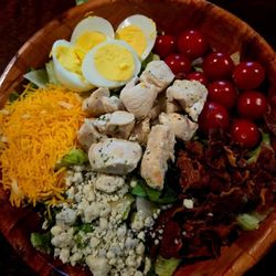 Rusty Rail Bar & Grill - Cobb salad