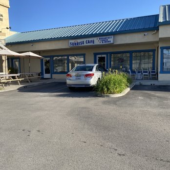 Sunrise Cafe - Front of the restaurant - Cafes Near Me - Paso Robles, California