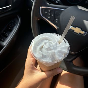 Outpost Coffee Kauai - Mac nut latte with coconut whip - Coffee & Tea Near Me - Hanalei, Hawaii Outpost Coffee Kauai - Mac nut latte with coconut whip - Coffee & Tea Near Me - Hanalei, Hawaii