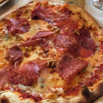 Ristorante Pane Vino - Parma, Salami, Gorgonzola - Pizza Near Me - Rendsburg, SH Ristorante Pane Vino - Parma, Salami, Gorgonzola - Pizza Near Me - Rendsburg, SH
