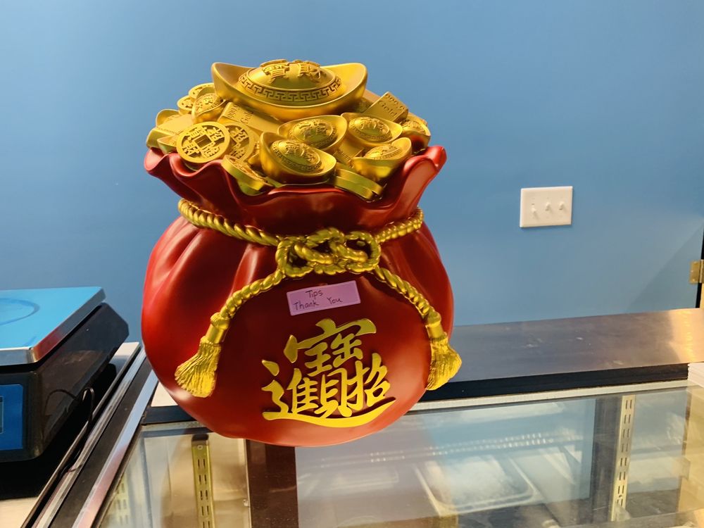 Food from Sky City Seafood Market