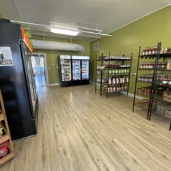 Liberty Prairie - Interior - dry goods and refrigerated foods